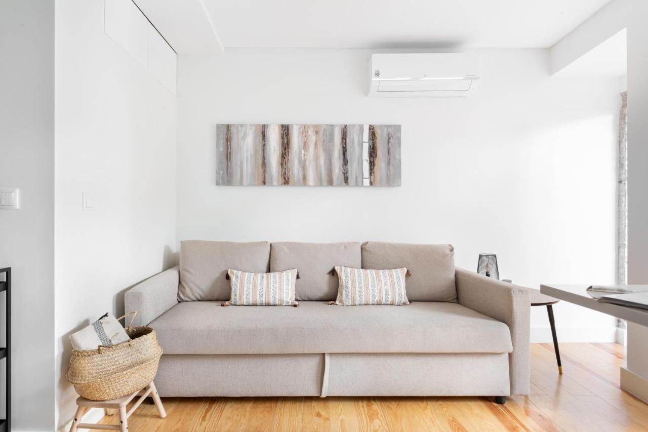 Joivy Principe Real 2Br Apt With Terrace Nearby Botanical Garden Of Lissabon Exterior foto