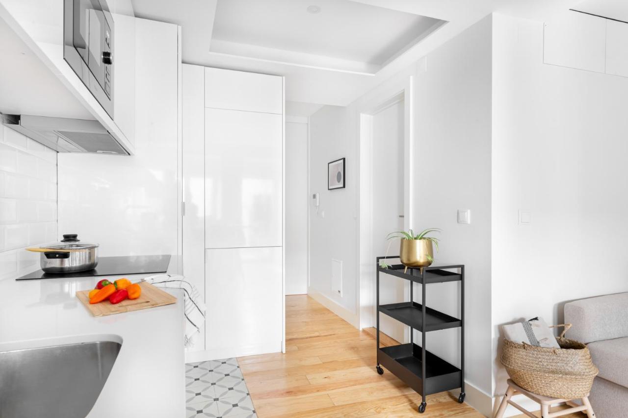 Joivy Principe Real 2Br Apt With Terrace Nearby Botanical Garden Of Lissabon Exterior foto